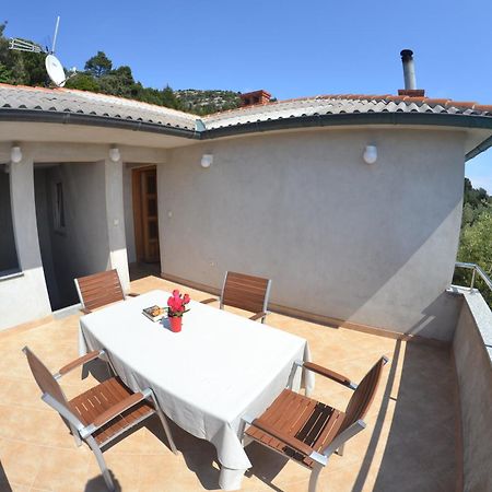 Ribaricevi Dvori Appartement Banjol Buitenkant foto